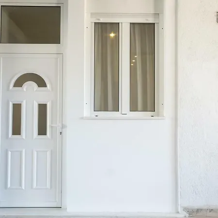 Hideaway Apartment *