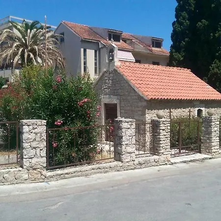 Hideaway Apartman